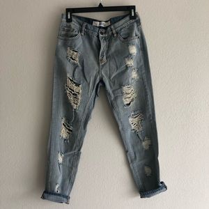Brandy Melville Distressed high rise jeans size 27